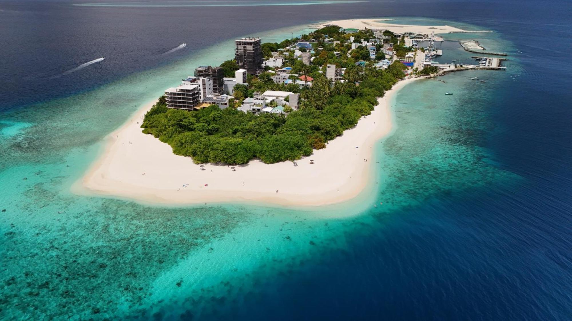 Olhumathi View Inn Ukulhas Island Exterior photo